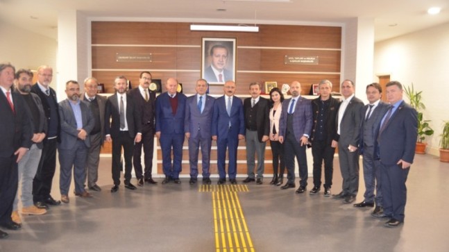TGF, MEDYANIN SORUNLARINI SİYASİLERİN GÜNDEMİNE TAŞIDI