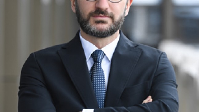 ALTUN, “KİMSE TERÖRİSTLERLE ŞEHİT  YAKINLARINI  AYNI KEFEYE KOYMAYA KALKAMAZ”