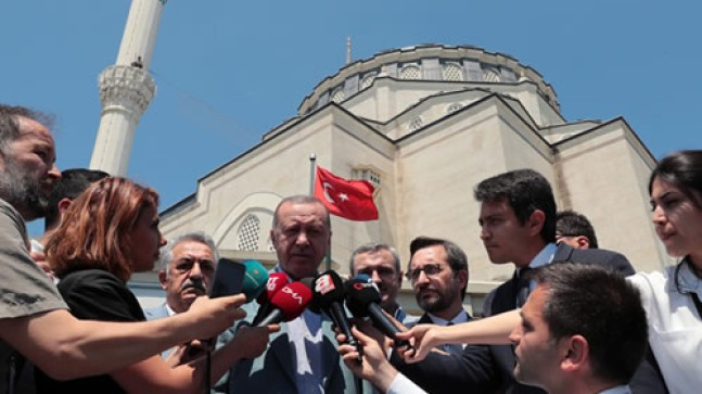 ERDOĞAN,”TÜRK SOYDAŞLARIMIZIN HAKKINI KORURUZ”