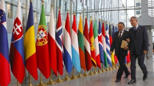 BAKAN AKAR NATO TOPLANTISINDA