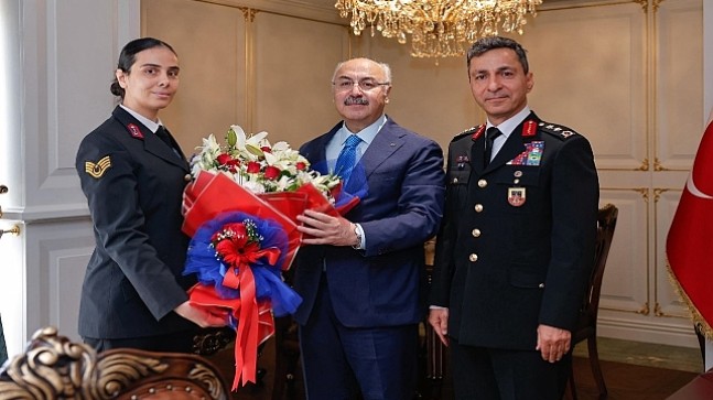 SEL , VALİLİK MAKAMINDA