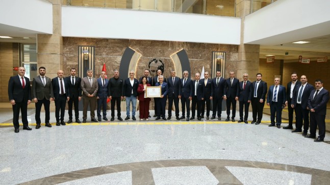 ‘HEDEFİMİZ DAHA GÜÇLÜ BİR ADANA’