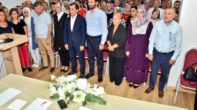 YENİ, DANIŞMA MECLİSİNDE