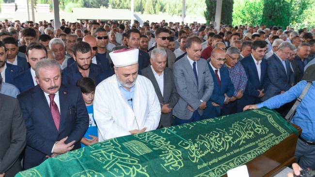 MİLLETVEKİLİ  SARIEROĞLU’NUN BABASI ŞADİ SARIEROĞLU, ADANA’DA TOPRAĞA VERİLDİ