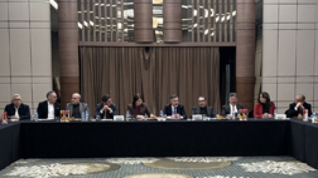 AK PARTİ ADANA İL BAŞKANLIĞI YÖNETİM TOPLANTISINI ANKARA’DA YAPTI