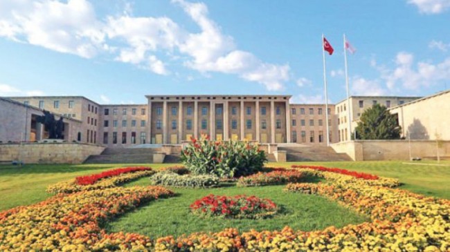 ADANA’LI MİLLETVEKİLLERİMİZ  TBMM’DEKİ KOMİSYONLARDA GÖREV ALDI