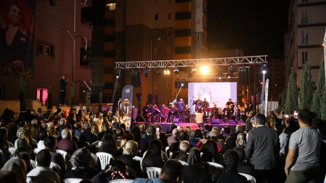 SARIÇAM BELEDİYESİ’NDEN ÖĞRETMENLER GÜNÜ’NE ÖZEL UNUTULMAZ FERDİ TAYFUR KONSERİ