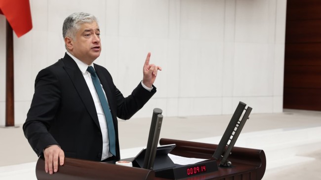 KISACIK , EKONOMİ BÜYÜYORSA , EMEKLİ NEDEN FAKİRLEŞİTOR?