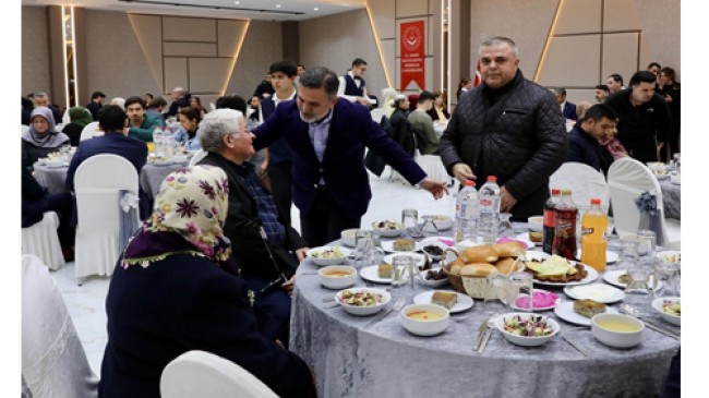 İLK İFTAR ŞEHİT AİLELERİYLE