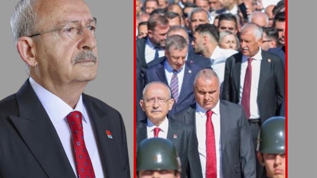 ADANA  CHP  HEYETİ ANITKABİRDE