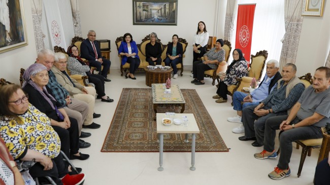 SÜREYYA YAVUZ’DAN  BÜYÜKLERE ZİYARET