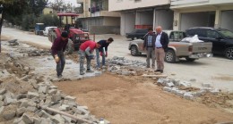 Karaisalı’da Yol Çalışmaları Devam Ediyor